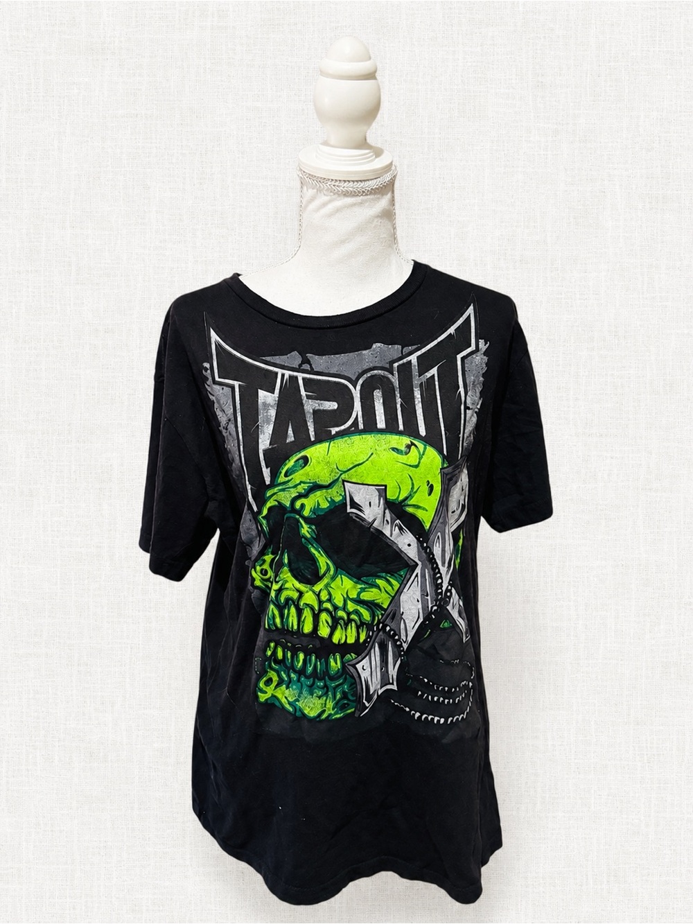 Tapout Y2K Black Neon Green Skull Graphic T-Shirt Men’s Medium MMA